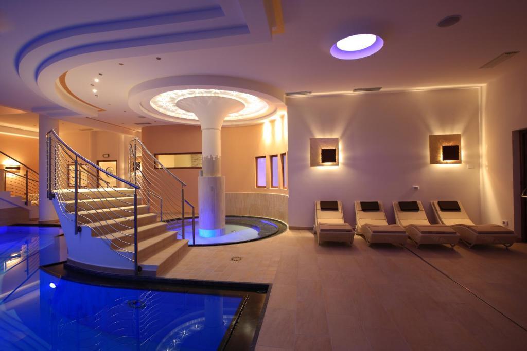 Dolce Avita Hotel Spa & Resort アンダロ エクステリア 写真