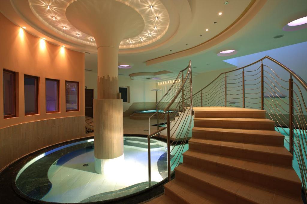 Dolce Avita Hotel Spa & Resort アンダロ エクステリア 写真